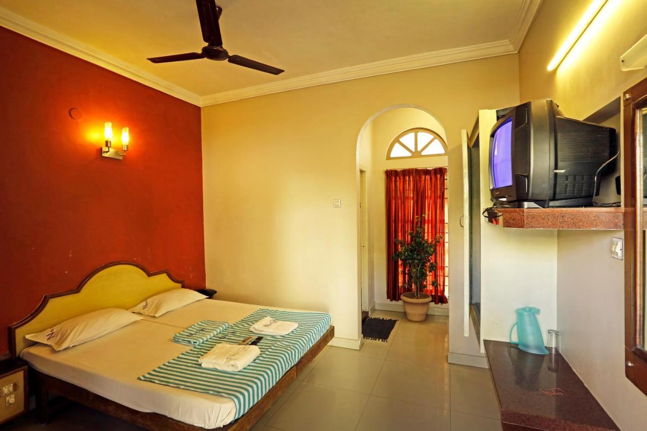 New Cape Hotel Kanyakumari Exteriör bild