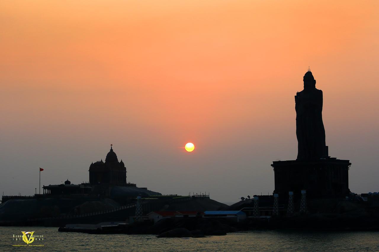 New Cape Hotel Kanyakumari Exteriör bild