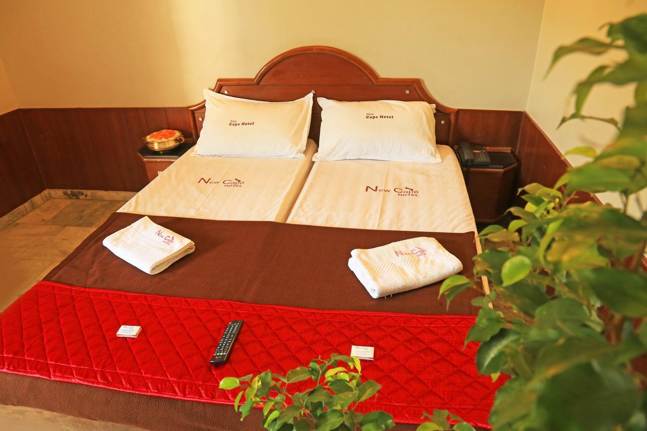 New Cape Hotel Kanyakumari Exteriör bild